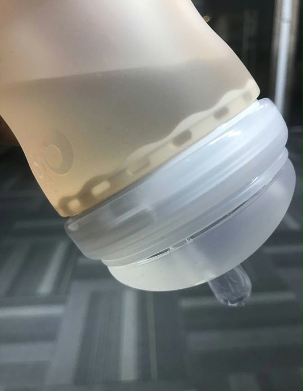 液态硅胶奶瓶口单向阀